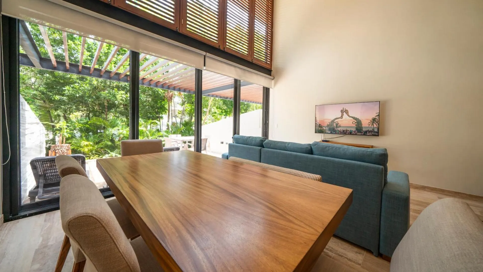 Luxury 2 Bedroom Condo - Infinity Pool At Awa Residences In Playacar, Awa 107 신데 델 카르멘 펜션
